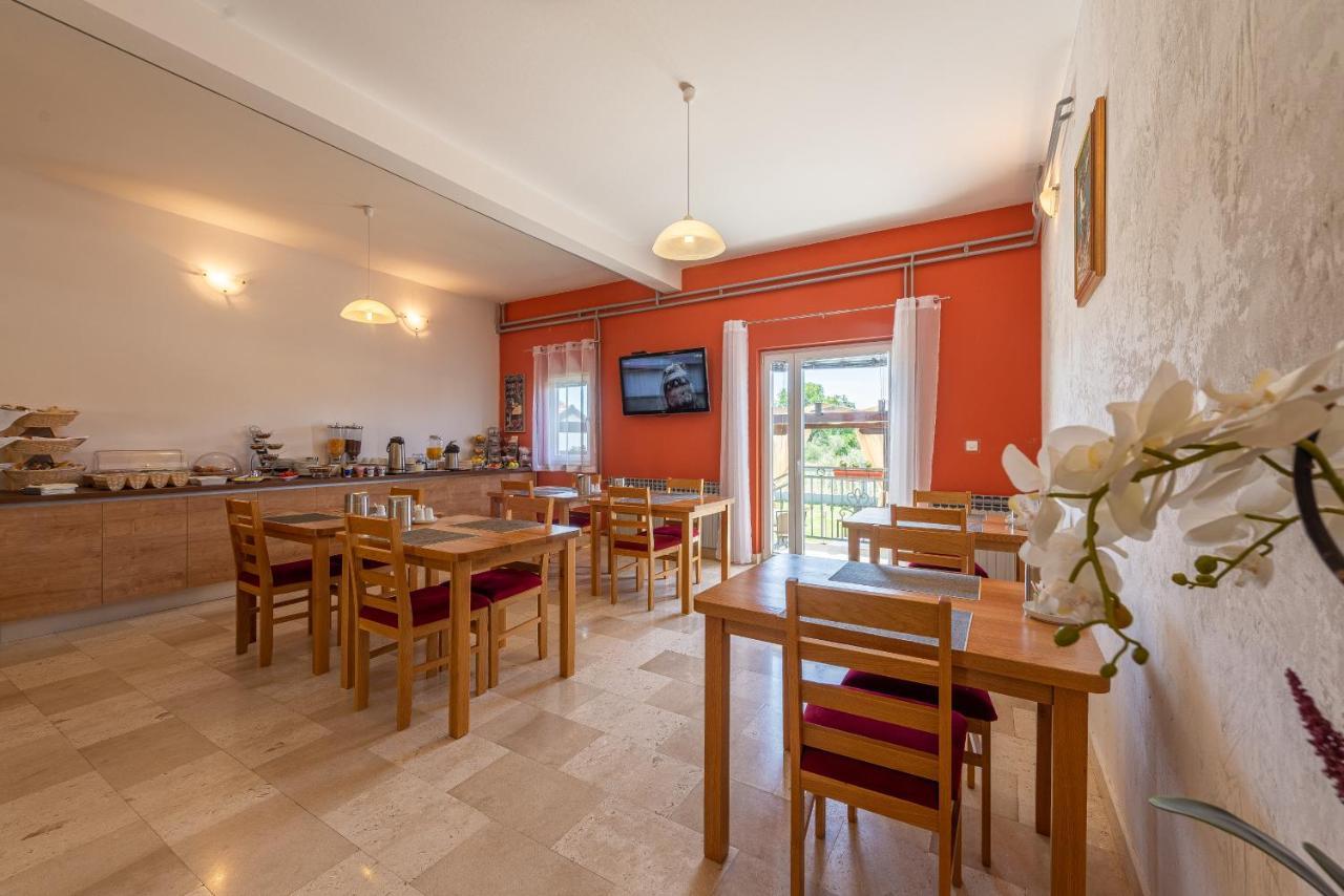 Bed & Breakfast Maki Biograd Na Moru Exteriér fotografie