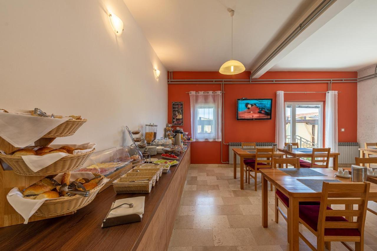 Bed & Breakfast Maki Biograd Na Moru Exteriér fotografie