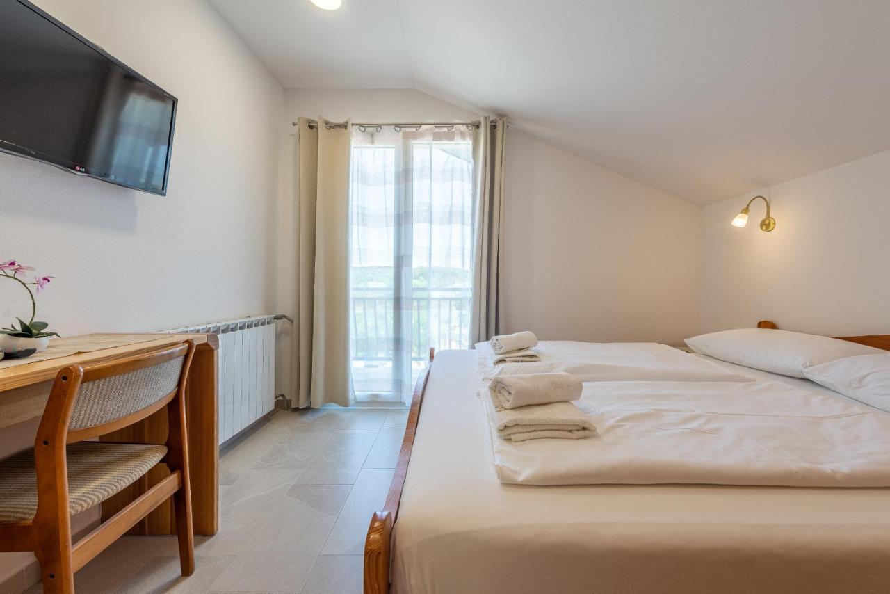 Bed & Breakfast Maki Biograd Na Moru Exteriér fotografie