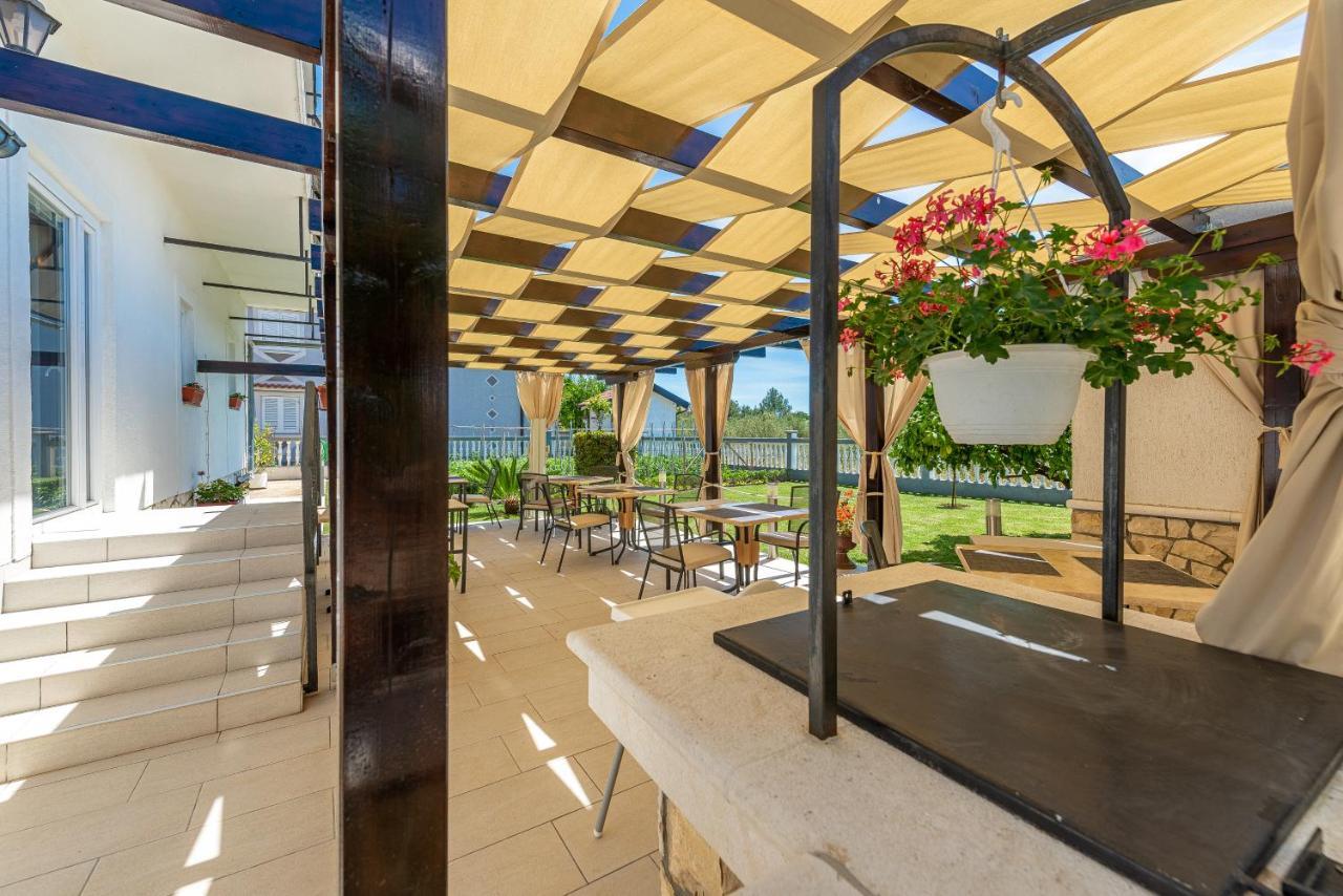 Bed & Breakfast Maki Biograd Na Moru Exteriér fotografie