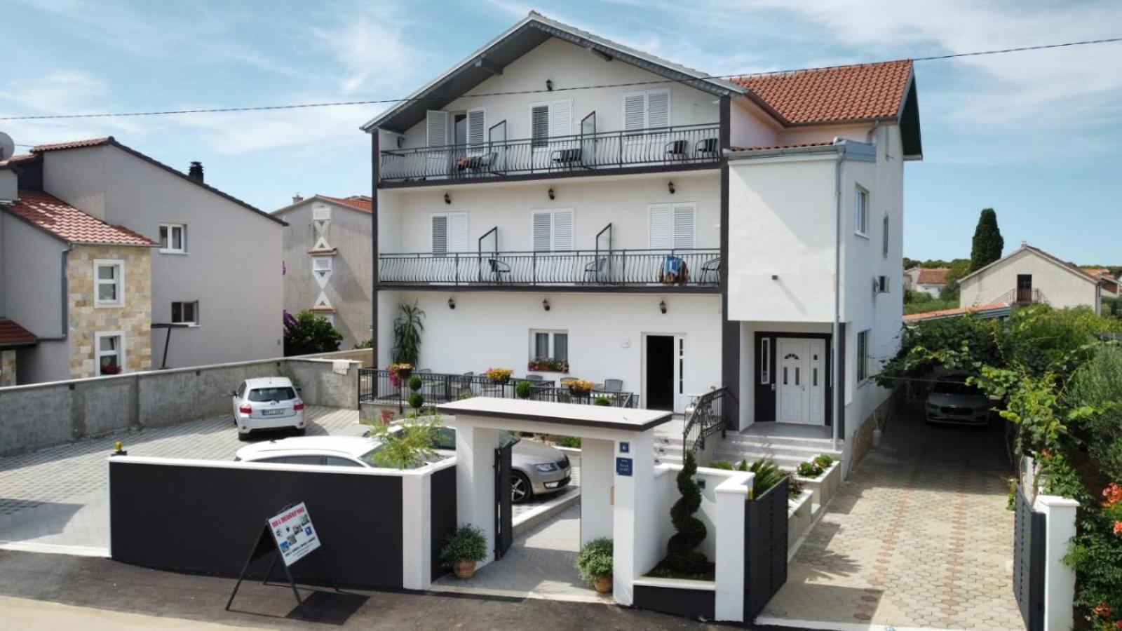 Bed & Breakfast Maki Biograd Na Moru Exteriér fotografie