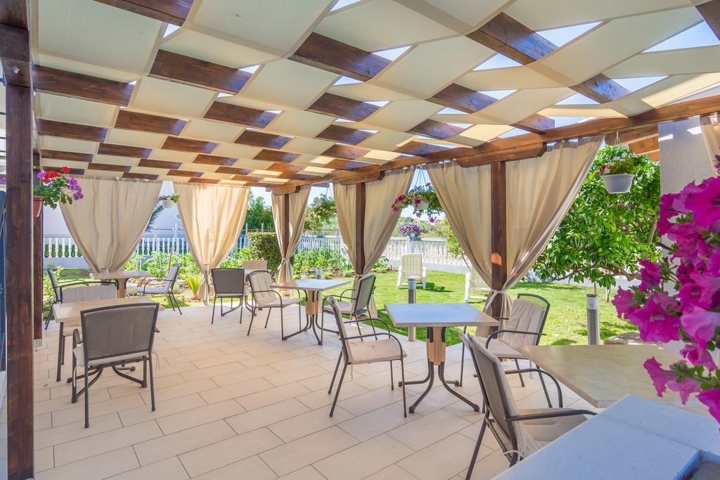 Bed & Breakfast Maki Biograd Na Moru Exteriér fotografie